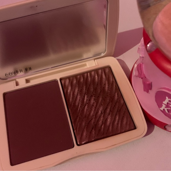 Cover FX monochromatic blush - Picture 2 of 7